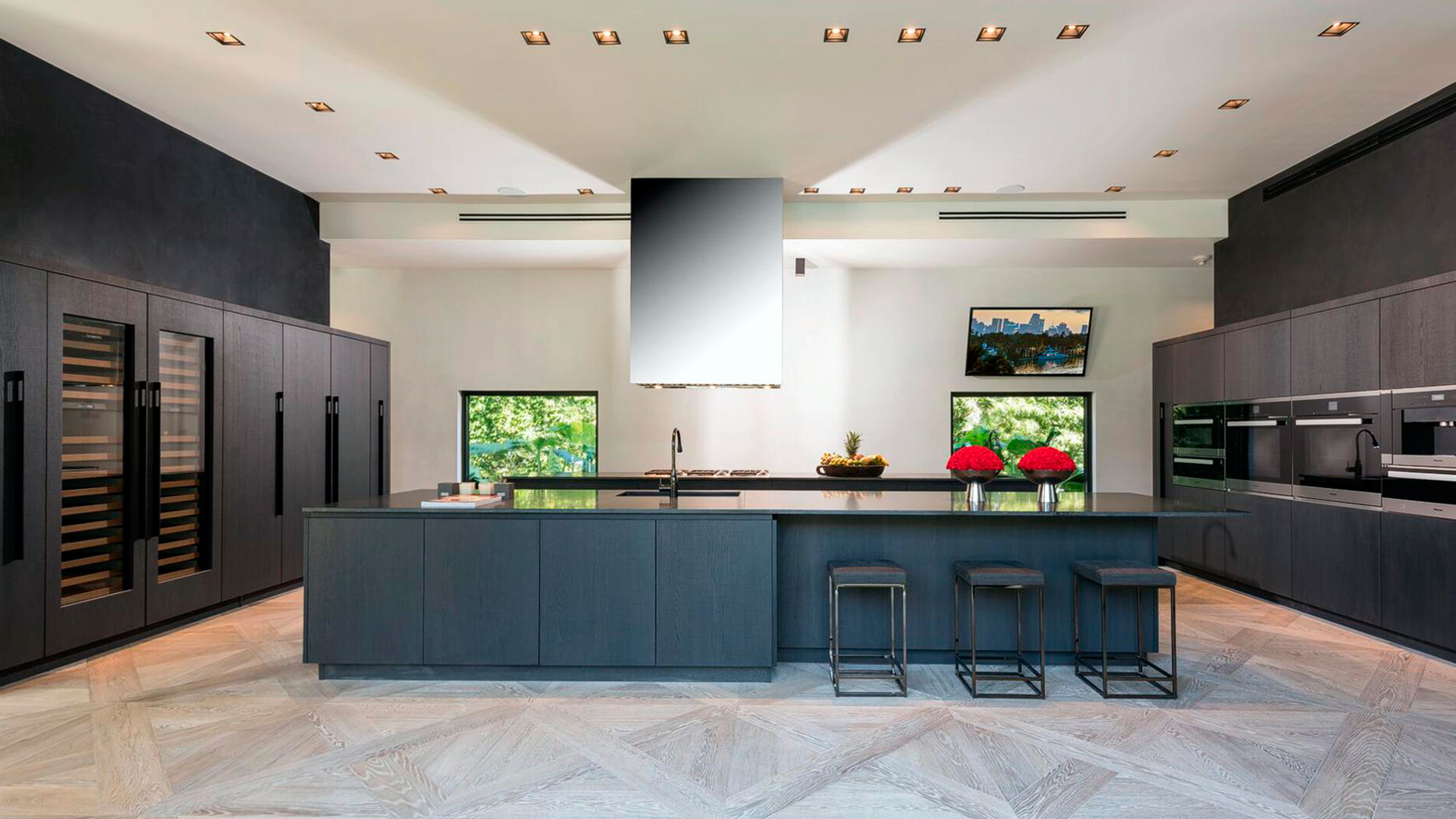 Instalación de campanas extractoras de techo, todo lo que tienes que